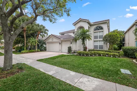 19299 Skyridge Cir, Boca Raton, FL 33498