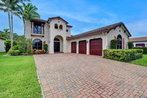6446 Grebe Ct, Lake Worth, FL 33463