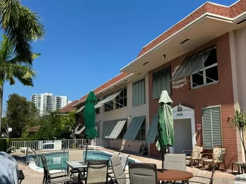 2400 NE 33rd Ave #108, Fort Lauderdale, FL 33305