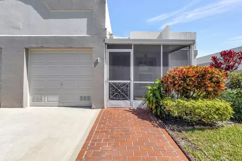 18760 Jolson Ave #1, Boca Raton, FL 33496