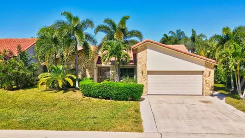 7139 San Sebastian Dr, Boca Raton, FL 33433