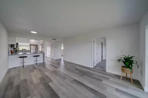 3051 Sunrise Lks E #303, Sunrise, FL 33322