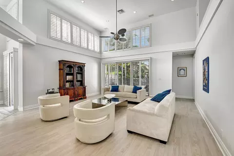 7190 Mallorca Cres, Boca Raton, FL 33433