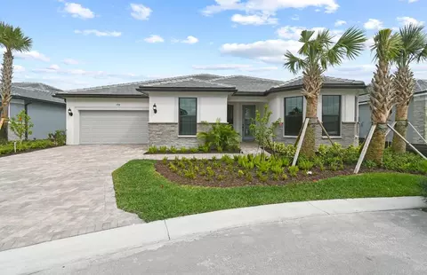 4556 Silverwood N #140, Oakland Park, FL 33304