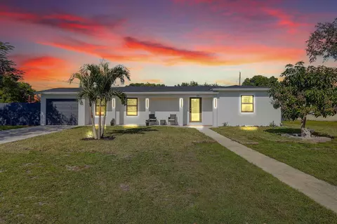 191 SE Castana Ct, Port Saint Lucie, FL 34983