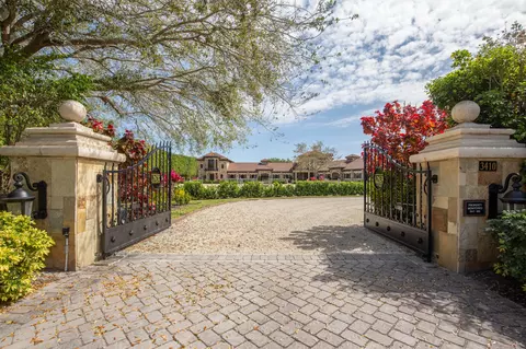 3410 Olde Hampton Dr, Wellington, FL 33414