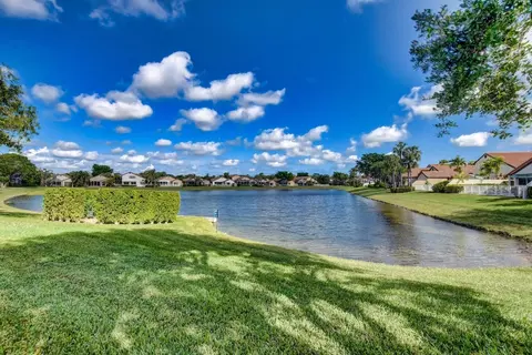 22570 Esplanada Dr, Boca Raton, FL 33433