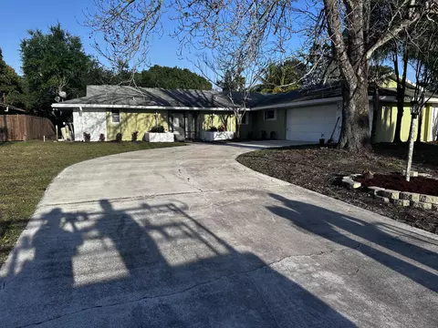 108 NE Naranja Ave, Port Saint Lucie, FL 34983