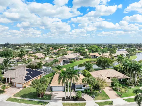 17908 Hampshire Ln, Boca Raton, FL 33498