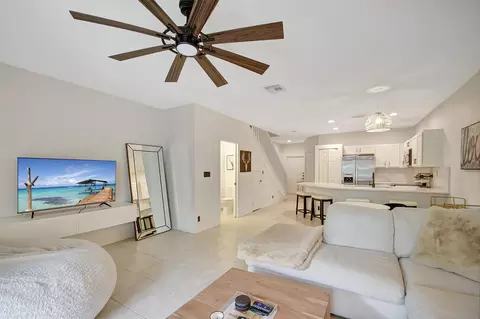 1526 Westchester Ave, Wellington, FL 33414