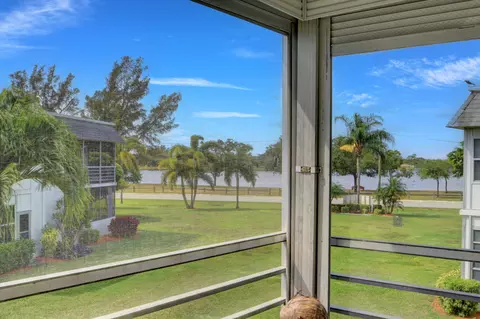 3040 Lake Osborne Dr #207, Lake Worth Beach, FL 33461