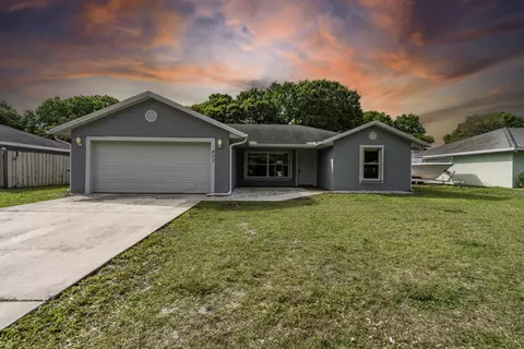 711 Garden Ave, Fort Pierce, FL 34982
