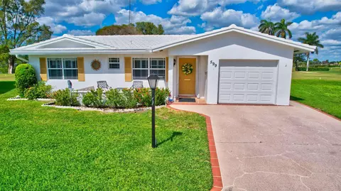 599 SW Golf Dr, Boynton Beach, FL 33426