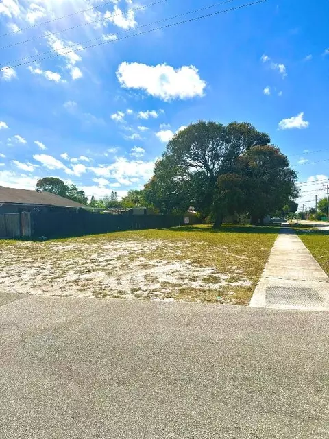 248 NW 5th, Delray Beach, FL 33444