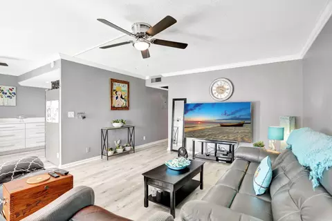 1055 Ventnor O #1055, Deerfield Beach, FL 33442
