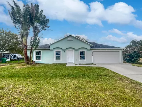 1782 SW Hilola Ln, Port Saint Lucie, FL 34953