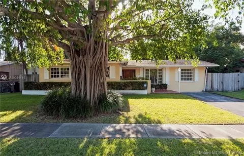 10110 Broad Channel, Cutler Bay, FL 33157