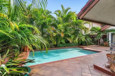 21729 Club Villa Ter, Boca Raton, FL 33433