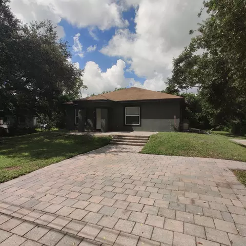 2953 Dame, Fort Pierce, FL 34981