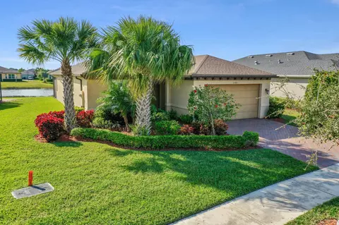 11302 SW Lake Park Dr, Port Saint Lucie, FL 34987