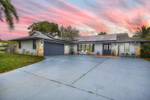641 NW Billiar Ave, Port Saint Lucie, FL 34983