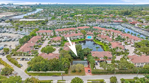 2312 Idlewild Rd, Palm Beach Gardens, FL 33410