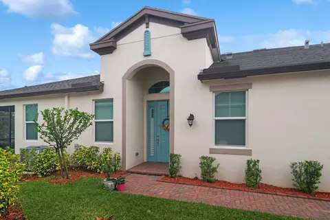 12854 SW Lake Fern Cir, Port Saint Lucie, FL 34987