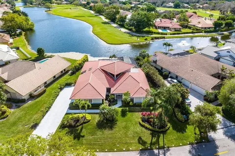 64 Dunbar Rd, Palm Beach Gardens, FL 33418