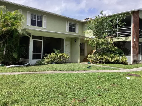 12076 Alternate A1a #E6, Palm Beach Gardens, FL 33410