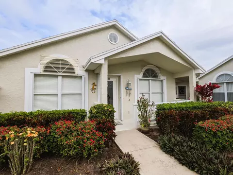 1200 NW Lombardy Dr, Port Saint Lucie, FL 34986