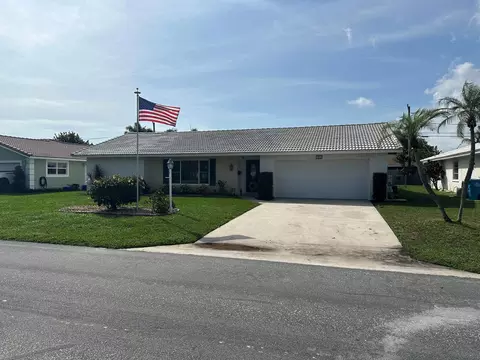 1320 SW 25 Way, Boynton Beach, FL 33426