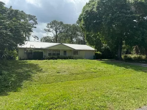 6703 Pensacola Rd, Fort Pierce, FL 34951