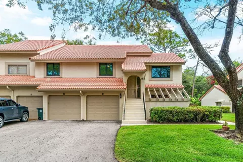 5570 Coach House Cir #H, Boca Raton, FL 33486