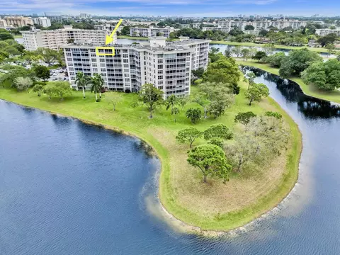 3010 N N Crse #903, Pompano Beach, FL 33069
