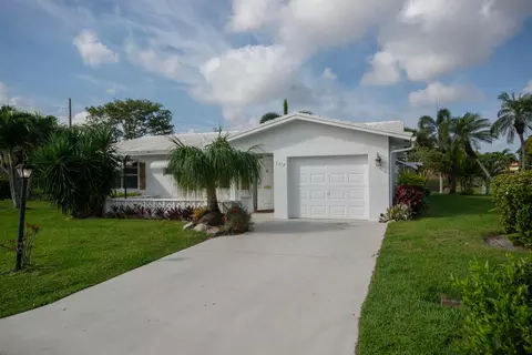 1319 SW Lake Ct, Boynton Beach, FL 33426