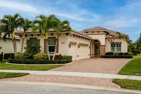10547 SW Capraia Way, Port Saint Lucie, FL 34986