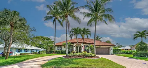 8182 SE Royal St, Hobe Sound, FL 33455