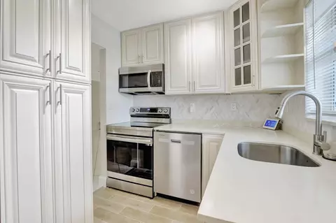 1425 Arthur #105A, Hollywood, FL 33020