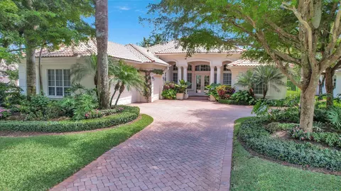 12390 Sunnydale Dr, Wellington, FL 33414