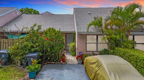 5053 Pine Abbey Dr S, West Palm Beach, FL 33415