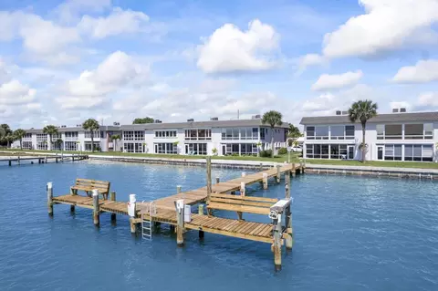 1145 Bayshore Dr #101, Fort Pierce, FL 34949