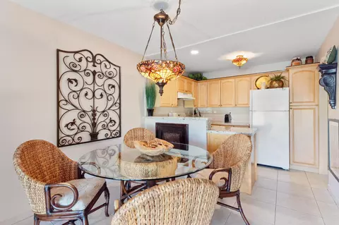 4990 E Sabal Palm #209, Tamarac, FL 33319