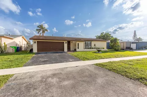 10660 NW 29th Mnr, Sunrise, FL 33322