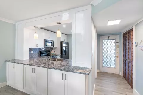 921 Gardenia Dr #174, Delray Beach, FL 33483
