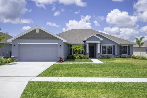 8735 Waterstone Blvd, Fort Pierce, FL 34951