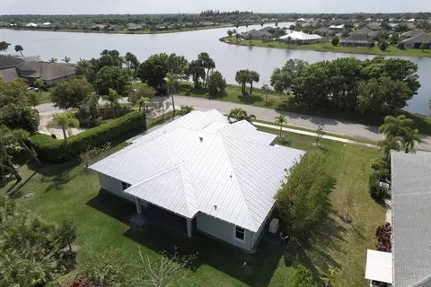 950 Yearling Trl, Sebastian, FL 32958