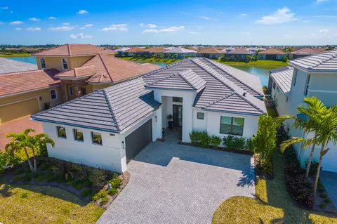 8621 SW Felicita Way, Port Saint Lucie, FL 34986