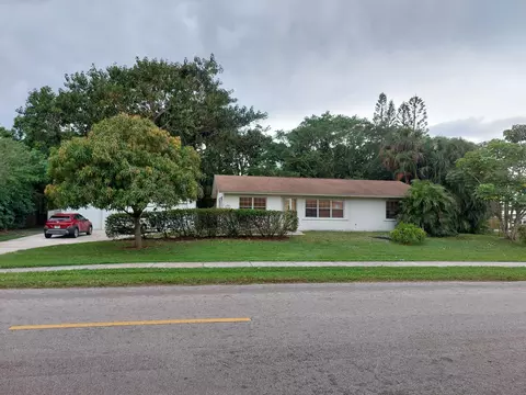 300 Hugh, Jupiter, FL 33458