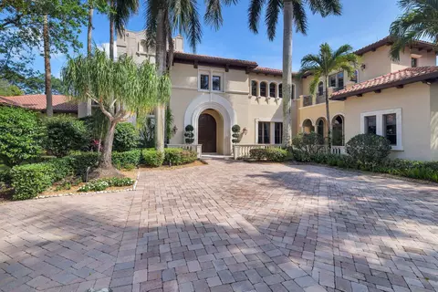 11724 Cardena Ct, Palm Beach Gardens, FL 33418