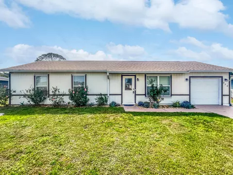 838 SW Curtis St, Port Saint Lucie, FL 34983